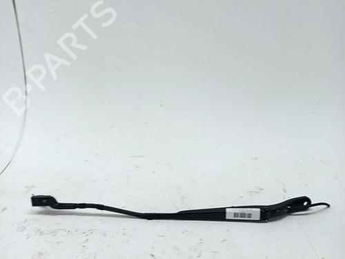 Used Front windshield wiper arm OPEL VIVARO C Van (K0) VIVARO-E (136 hp) 31062010