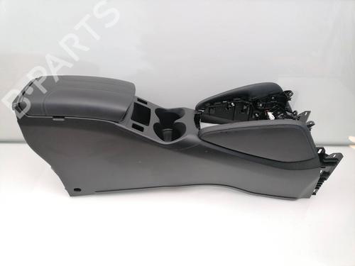 Used Armrest / Center console NISSAN QASHQAI II (J11, J11_) 1.6 dCi ALL MODE 4x4-i (130 hp) 23384938