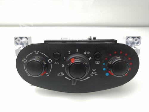 Used Climate control DACIA SANDERO II 1.5 dCi 75 / Blue dCi 75 (B8JW, B8M4, B8AH, B8M7, B8M6) (75 hp) 23376913