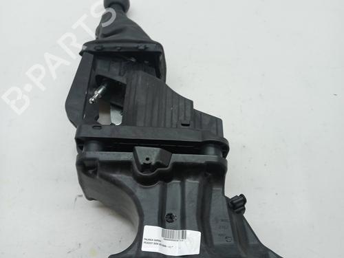 Used Gear lever PEUGEOT 3008 I MPV (0U_) 1.6 BlueHDi 120 (120 hp) 23352330