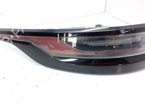 left-taillight-land-rover-range-rover-velar-l560-2017-36317624 main image