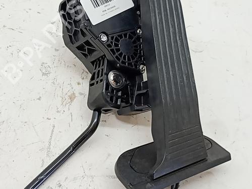 pedal-toyota-rav-4-v-_a5_-_h5_-2018-36015481 main image