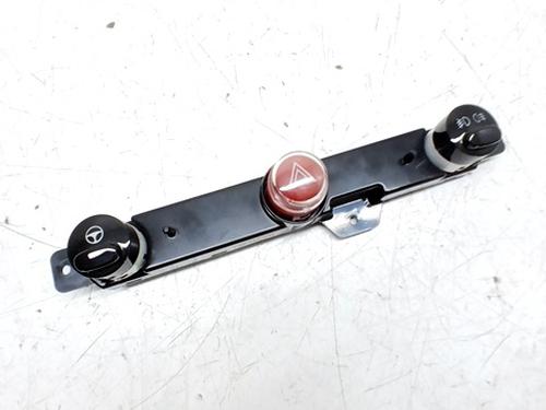 Used Warning switch FIAT 500 (312_) 1.2 (312AXA1A) (69 hp) 30622813