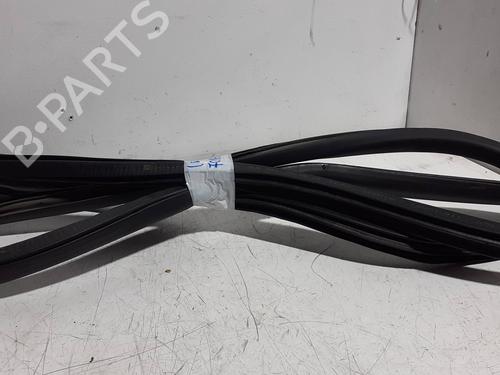 Used Rubber door seal SEAT LEON ST (5F8) 2.0 TDI (150 hp) 28336355