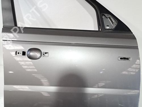 Used Right front door LAND ROVER RANGE ROVER SPORT I (L320) 2.7 D 4x4 (190 hp) 23377440