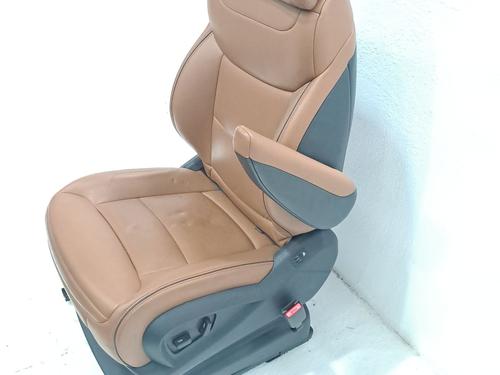 Used Right front seat CITROËN C4 Grand Picasso I (UA_) 2.0 HDi 138 (136 hp) 27673151