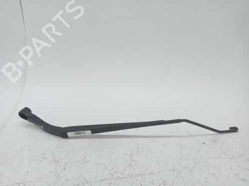 Used Front windshield wiper arm OPEL INSIGNIA A (G09) 2.0 CDTI (68) (160 hp) 23369748