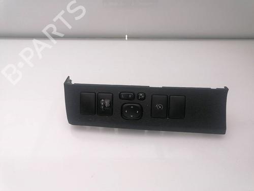 Used Switch TOYOTA AVENSIS Estate (_T27_) 2.0 D-4D (ADT270_, ADT270R) (124 hp) 23379562