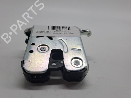 Tailgate lock SKODA OCTAVIA III (5E3, NL3, NR3) 1.4 TSI | BP23362246C101 