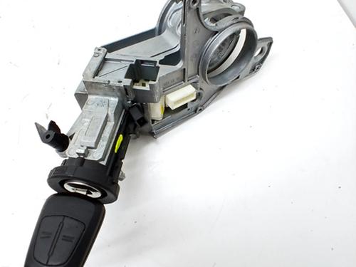 Used Ignition barrel OPEL ASTRA H GTC (A04) 1.6 (L08) (105 hp) 30337087