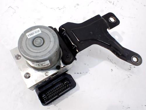 abs-pump-kia-carens-iv-2013-40545900 main image