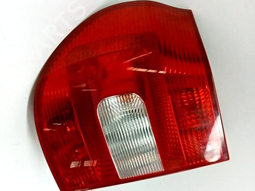 Used Left taillight SKODA YETI (5L) 1.2 TSI (105 hp) 29606529