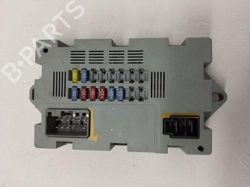 Used Fuse box LAND ROVER RANGE ROVER EVOQUE VAN (L538) TD4 4x4 (150 hp) 24189479