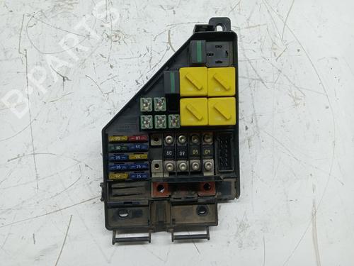 Used Fuse box LAND ROVER FREELANDER I (L314) 2.5 V6 4x4 (177 hp) 23378813