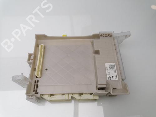 Fuse box TOYOTA YARIS (_P13_) 1.0 (KSP130_, KSP130) | BP23384422E1 