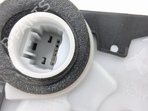 Front right lock TOYOTA YARIS (_P13_) 1.5 Hybrid (NHP130_, NHP130) | BP28956819C97 