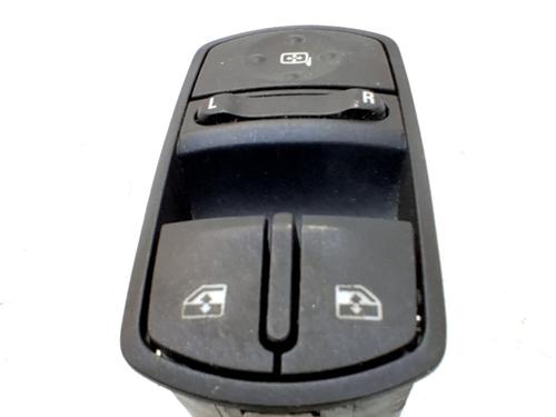 Used Left front window switch Left front window switch OPEL CORSA E (X15) 1.3 CDTI (08, 68) (95 hp) 33763456 33763456