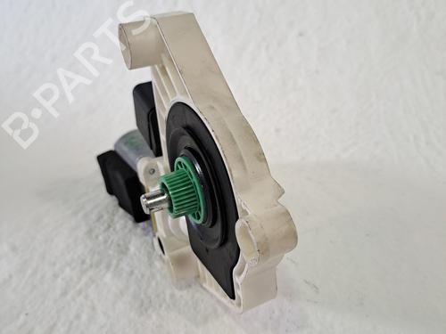 Left front window motor MERCEDES-BENZ CLA Shooting Brake (X117) CLA 220 CDI / d 4-matic (117.905) | BP27175250E21 