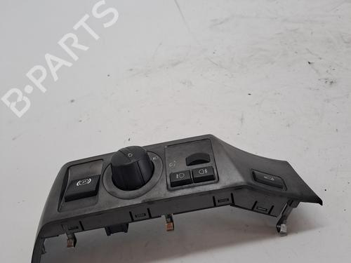 Switch BMW 7 (E65, E66, E67) 730 d | BP23374599I30