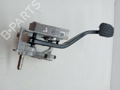 Used Break pedal BMW 3 (E90) 320 i (150 hp) 23353835