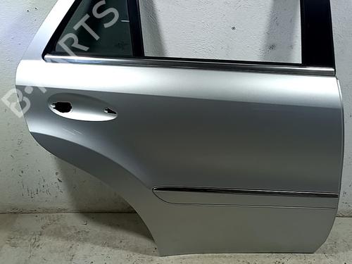 Used Right rear door Right rear door MERCEDES-BENZ M-CLASS (W164) ML 320 CDI 4-matic (164.124, 164.125, 164.122) (211 hp) 36381291 36381291