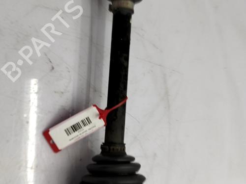 Transmisión delantera izquierda VW POLO IV (9N_, 9A_) 1.4 16V (101 hp) 32108154