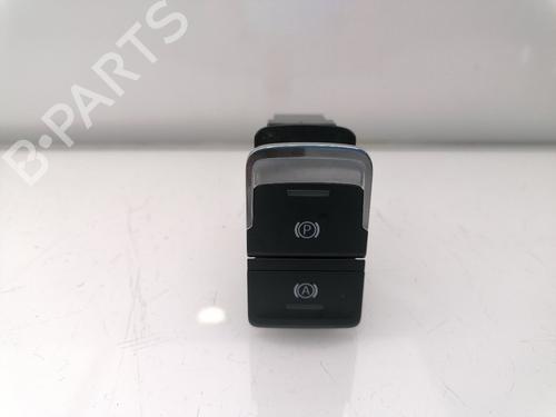 Used Electric handbrake SEAT LEON ST (5F8) 1.6 TDI (115 hp) 25433695