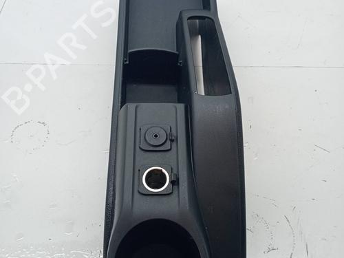 Armrest / Center console MAZDA 2 (DE_, DH_) 1.5 MZR (DE5FS) | BP23350326I20 