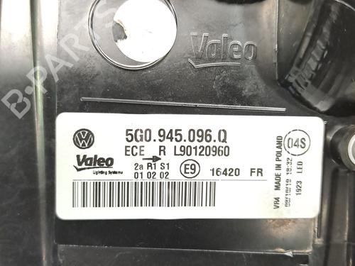 Right taillight VW GOLF VII (5G1, BQ1, BE1, BE2) 1.6 TDI | BP26654823C35 