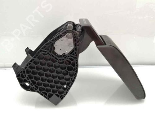 Used Armrest / Center console SKODA OCTAVIA II (1Z3) 2.0 TDI RS (170 hp) 25809295