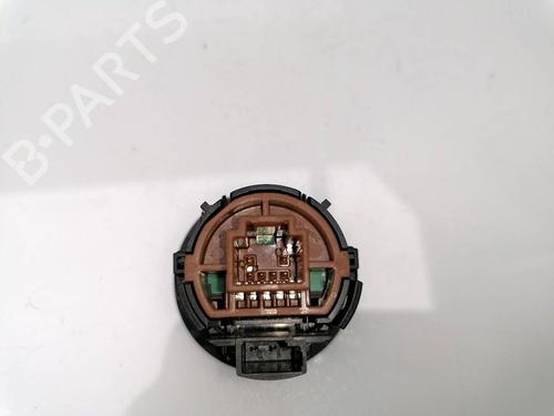 Used Switch NISSAN QASHQAI II (J11, J11_) 1.3 DIG-T (160 hp) 23940281
