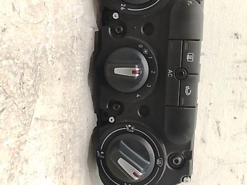Commande Chauffage Commande Chauffage SEAT ALTEA (5P1) 1.4 TSI (125 hp) 36666933 36666933