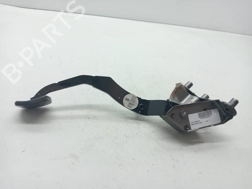 Pedal embrague NISSAN MICRA III (K12) 1.2 16V (80 hp) 23348870