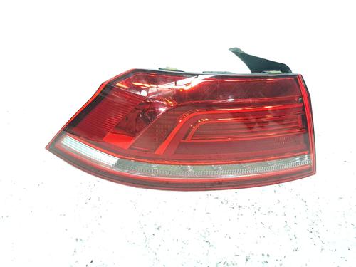 Venstre baglygte VW PASSAT B8 (3G2, CB2) 1.4 TSI (150 hp) 28108699