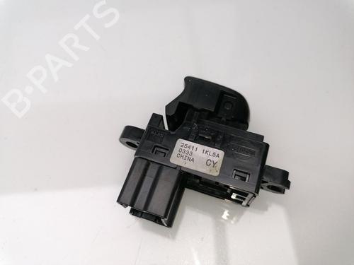 Right rear window switch NISSAN JUKE (F15) 1.6 | BP23937921I28 