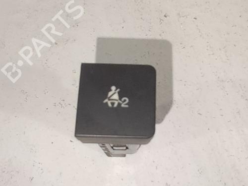 switch-chevrolet-captiva-c100-c140-2006-36539999 main image