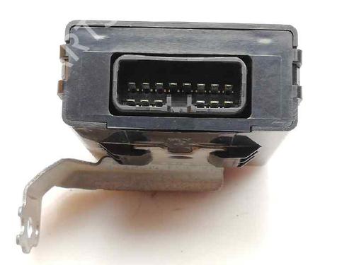 Used Electronic module TOYOTA RAV 4 II (_A2_) 2.0 D 4WD (CLA20_, CLA21_, CLA20R, CLA21R) (116 hp) 23650048
