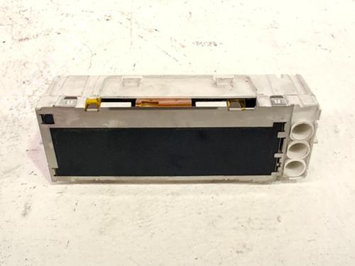 display-monitor-renault-megane-iii-hatchback-bz01_-b3_-2008-33768320 main image