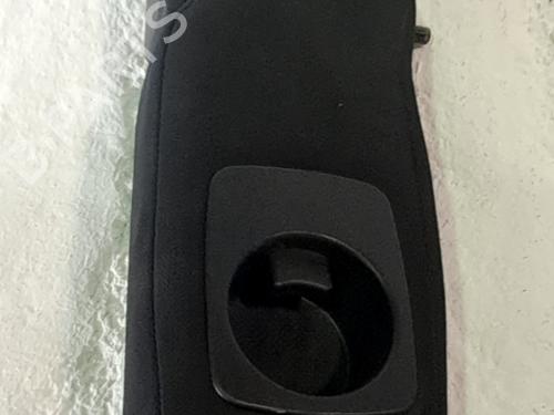 Koppholder/Gjenstandsholder MITSUBISHI PAJERO III (V7_W, V6_W) 3.2 Di-D (V68W) (160 hp) 32257971