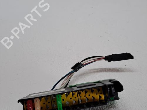 Used Fuse box CITROËN C4 CACTUS 1.2 THP 110 (110 hp) 24240157