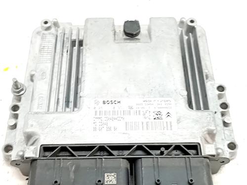 Used Engine control unit (ECU) Engine control unit (ECU) DS DS 7 (J4_, JC_) E-TENSE 225 (J4DGZU) (224 hp) 33764544 33764544
