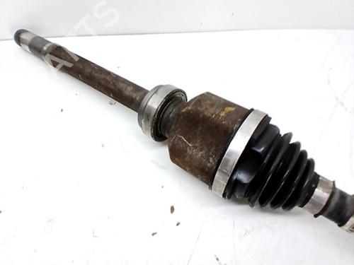 Right front driveshaft PEUGEOT 3008 II SUV (MC_, MR_, MJ_, M4_) 1.5 BlueHDi 130 | BP30294386M39