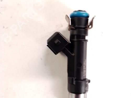 Used Injector OPEL ADAM (M13) 1.4 (87 hp) 31580404
