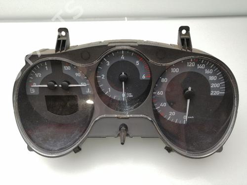 Used Instrument cluster SEAT LEON (1P1) 1.6 (102 hp) 23649399