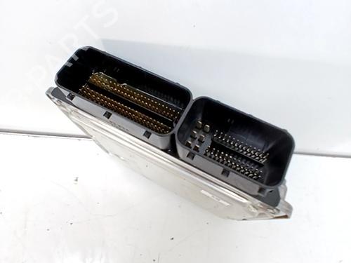 Used Engine control unit (ECU) BMW 3 (F30, F80) 318 d (150 hp) 30622594