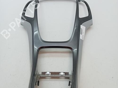 Mittelkonsole OPEL ASTRA J Saloon 1.7 CDTI (69) (110 hp) 23344542