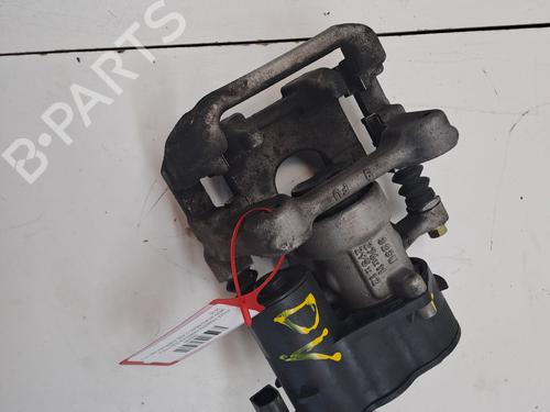 Used Right rear brake caliper MERCEDES-BENZ A-CLASS (W177) A 180 d (177.003) (116 hp) 27098730