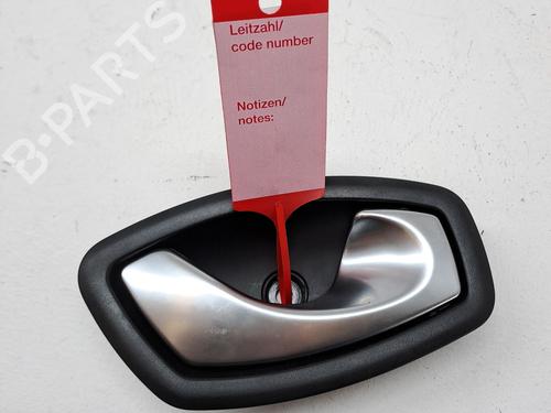 Front right interior door handle RENAULT LAGUNA Coupe (DT0/1) 2.0 dCi (DT01, DT08, DT09, DT0K, DT12, DT1C, DT1D, DT1M,... 806700005R