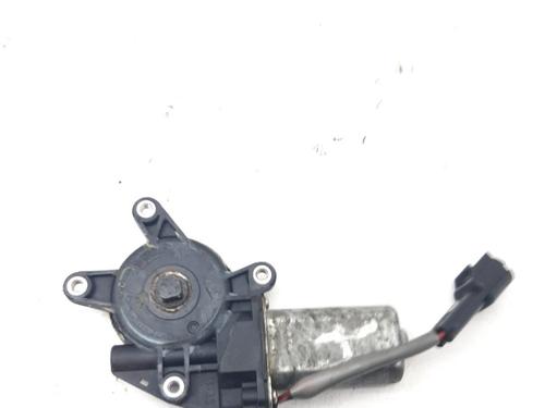 Rudehejsemotor forskærm venstre Rudehejsemotor forskærm venstre ALFA ROMEO 147 (937_) 1.9 JTDM 8V (937.AXD1A, 937.AXU1A, 937.BXU1A) (120 hp) 33761492 33761492