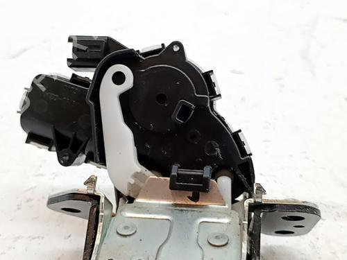 Fechadura da mala Fechadura da mala MAZDA 3 Hatchback Van (BM) 2.0 (120 hp) 36036465 36036465